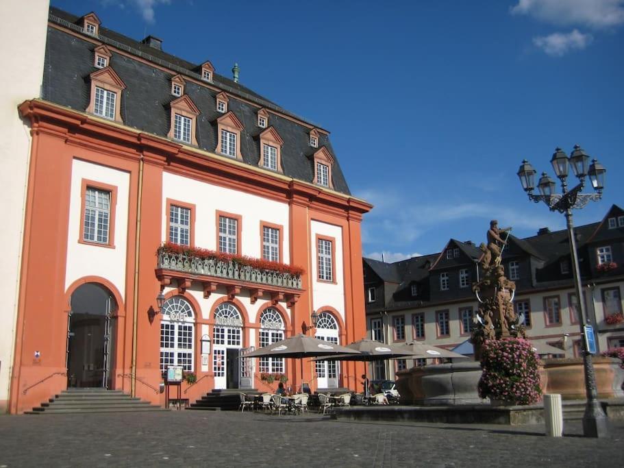 Kuenstler Ferienwohnung Am Weilburger Schloss, Marktplatz 9 Extérieur photo