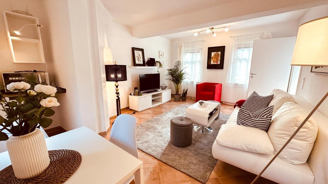 Kuenstler Ferienwohnung Am Weilburger Schloss, Marktplatz 9 Extérieur photo