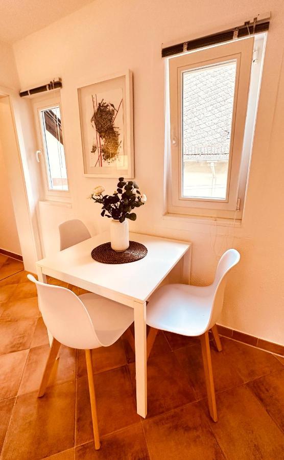 Kuenstler Ferienwohnung Am Weilburger Schloss, Marktplatz 9 Extérieur photo
